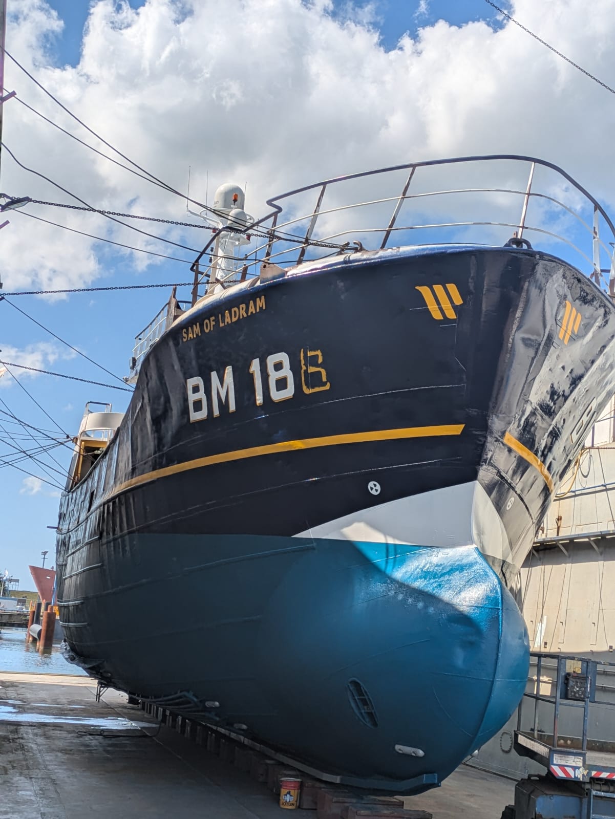 sam-of-ladram-in-holland-for-refit-waterdance